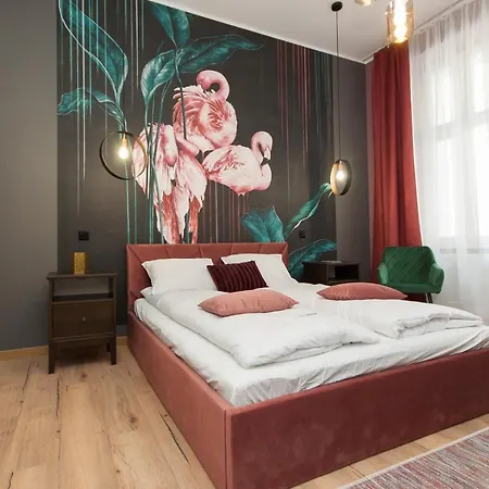 Dream Team Paderewskiego Hotel *